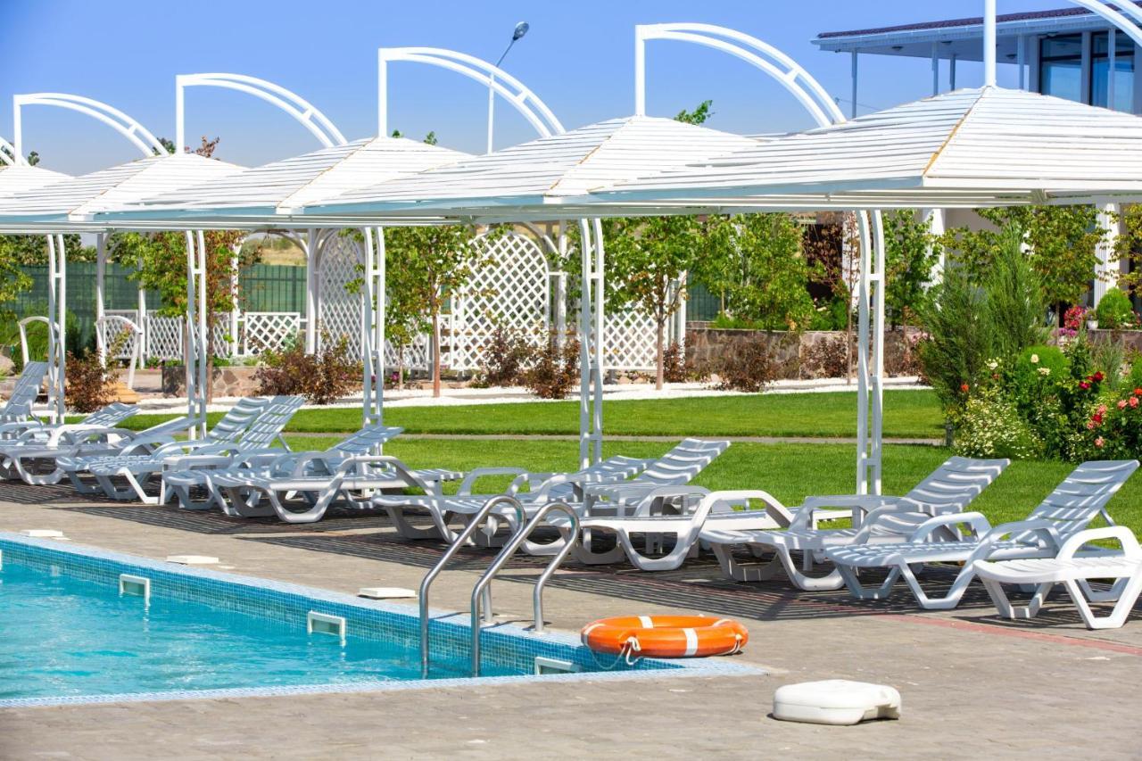 La Dolce Vita Resort Kapszagaj Zewnętrze zdjęcie