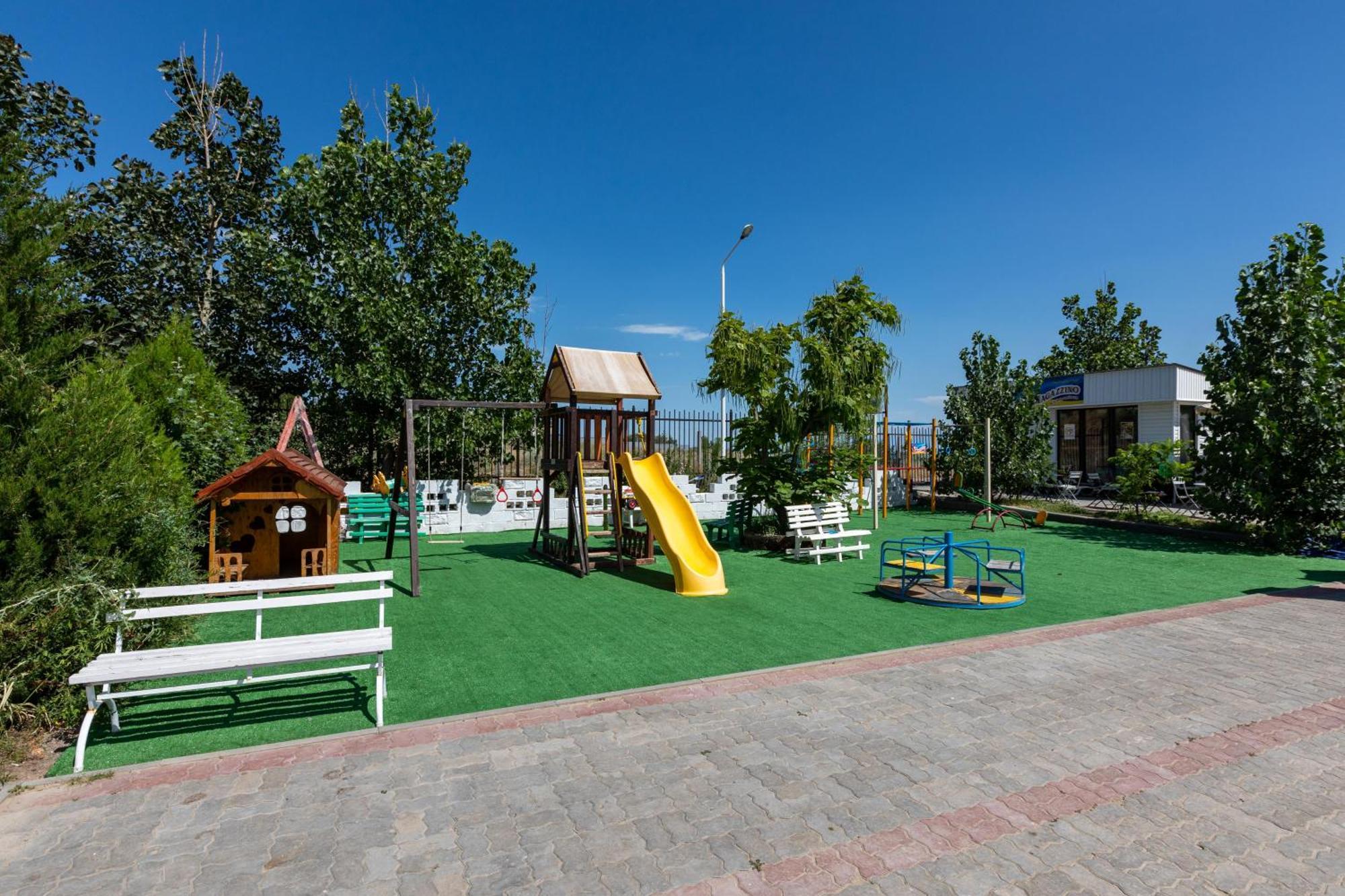La Dolce Vita Resort Kapszagaj Zewnętrze zdjęcie